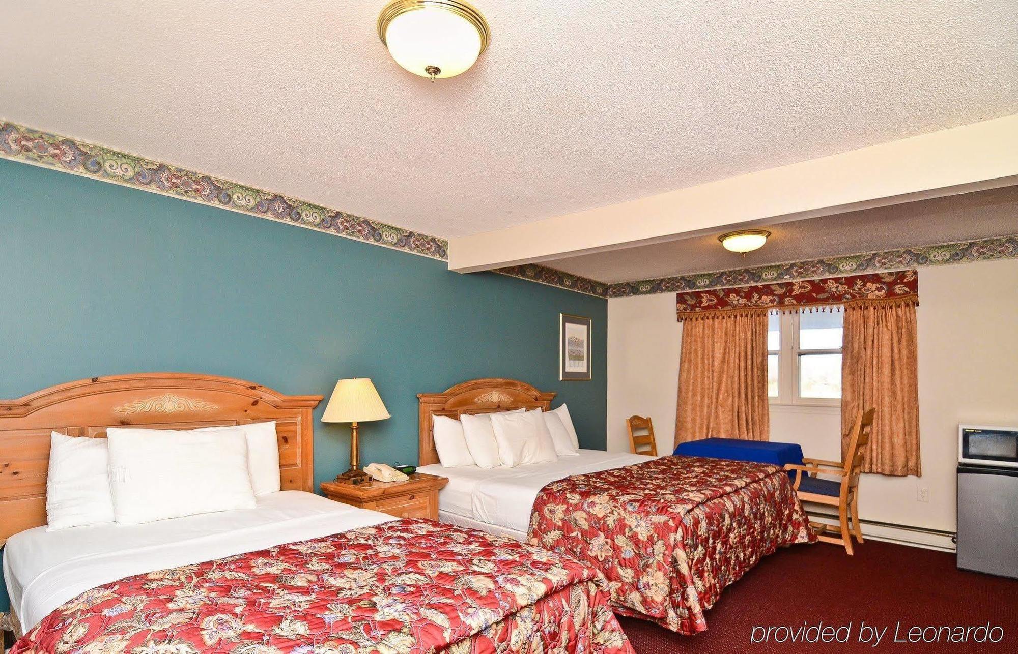 Americas Best Value Inn Stonington Mystic Room photo